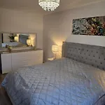 Wohntraum Kamelienweg, Sauna, Balkon * ドレスデン