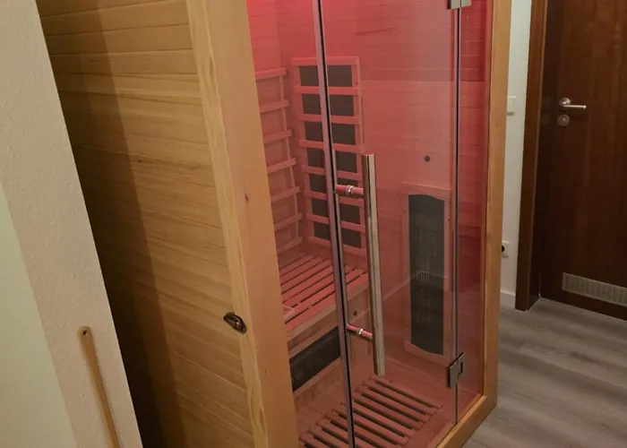 Wohntraum Kamelienweg, Sauna, Balkon Appartement Dresde
